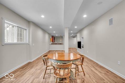 9834 Belcrest Lane Indianapolis IN 46256