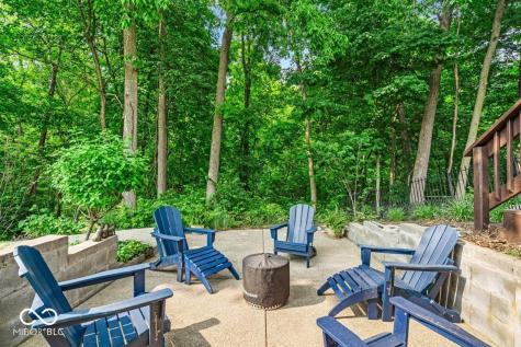 9834 Belcrest Lane Indianapolis IN 46256