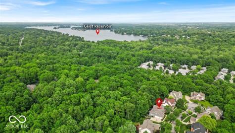 9834 Belcrest Lane Indianapolis IN 46256