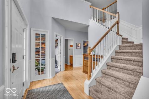 9834 Belcrest Lane Indianapolis IN 46256
