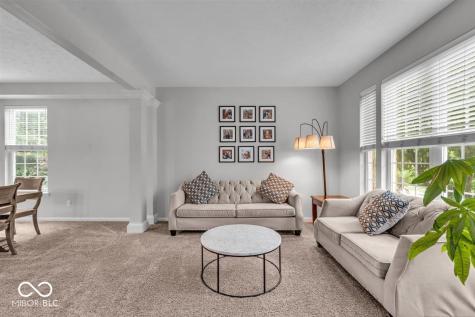 9834 Belcrest Lane Indianapolis IN 46256