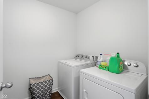 8019 Fisher Bend Drive Indianapolis IN 46239