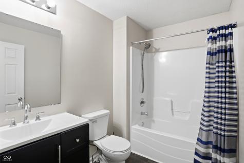 8019 Fisher Bend Drive Indianapolis IN 46239