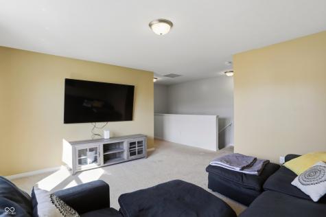 8019 Fisher Bend Drive Indianapolis IN 46239
