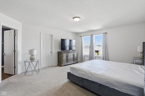 8019 Fisher Bend Drive Indianapolis IN 46239
