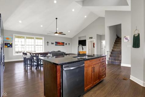 5386 W 1100 N Fountaintown IN 46130