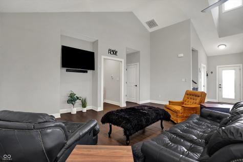 5386 W 1100 N Fountaintown IN 46130
