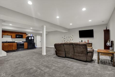 5386 W 1100 N Fountaintown IN 46130