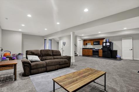 5386 W 1100 N Fountaintown IN 46130