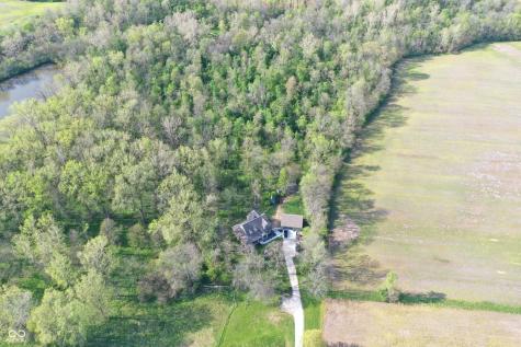 5386 W 1100 N Fountaintown IN 46130