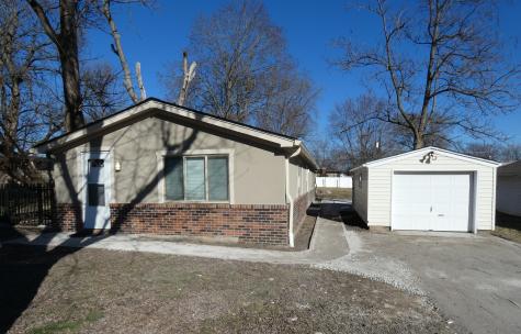 2904 E Murry Street Indianapolis IN 46237