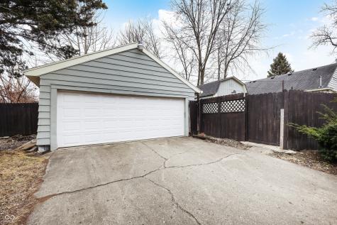 5240 E 10th Street Indianapolis IN 46219