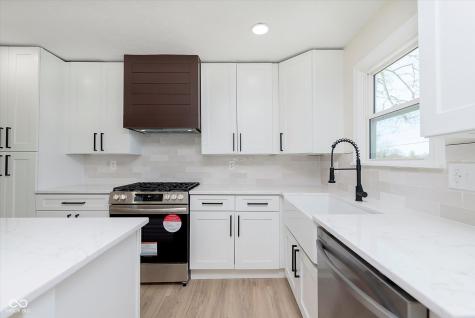 402 N 19th Avenue Beech Grove IN 46107