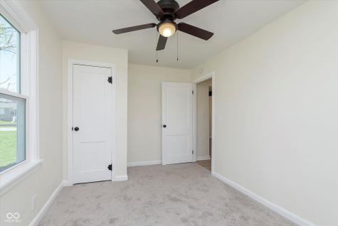 402 N 19th Avenue Beech Grove IN 46107