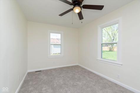 402 N 19th Avenue Beech Grove IN 46107