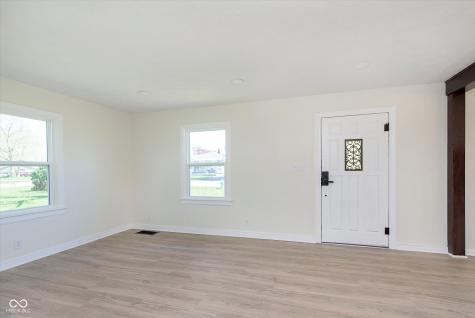 402 N 19th Avenue Beech Grove IN 46107