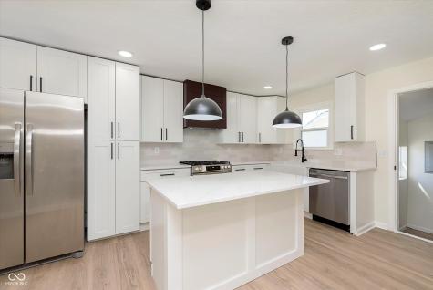402 N 19th Avenue Beech Grove IN 46107