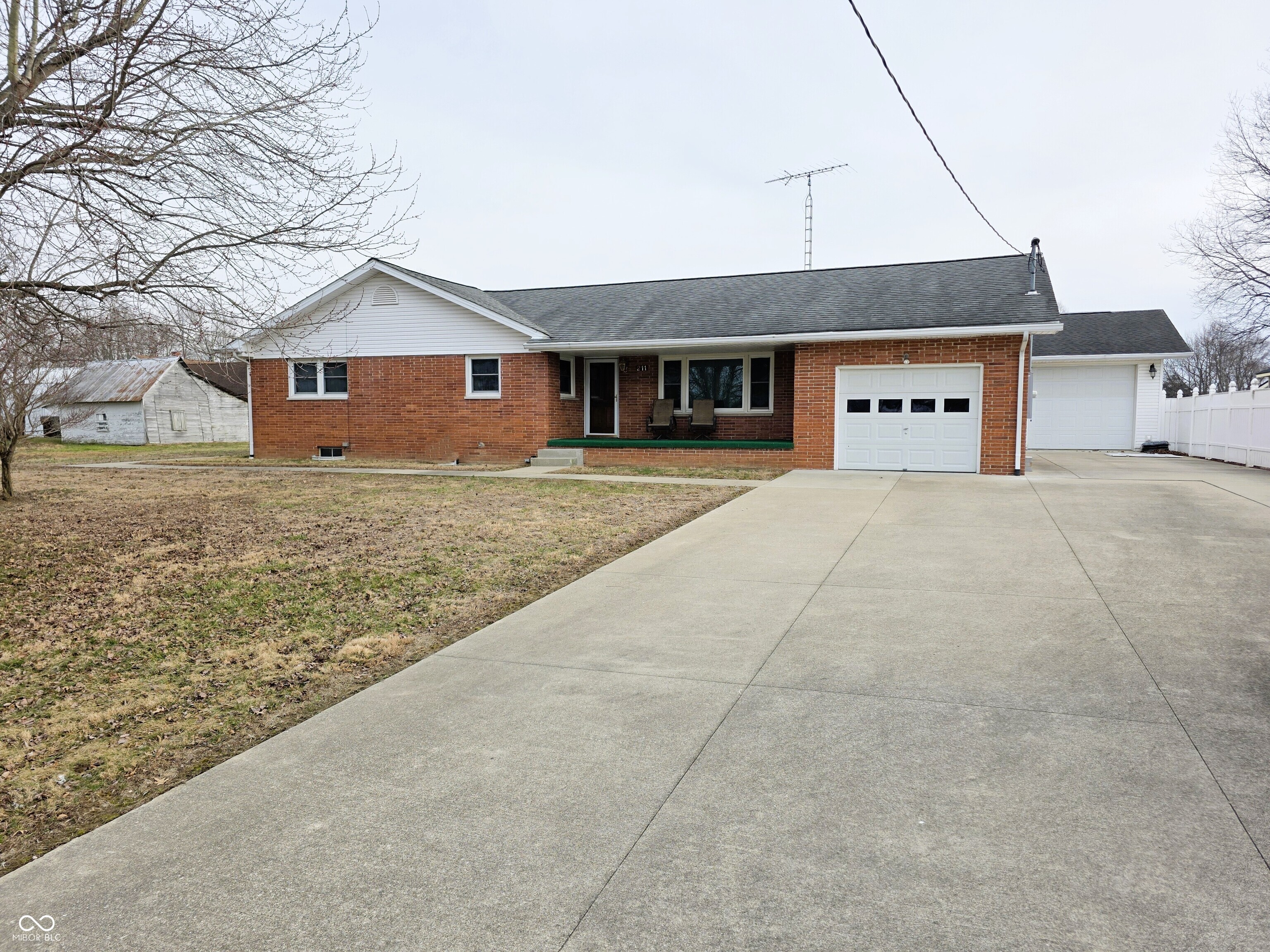 211 Cindy Lane Crothersville IN 47229