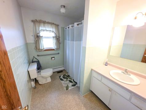211 Cindy Lane Crothersville IN 47229