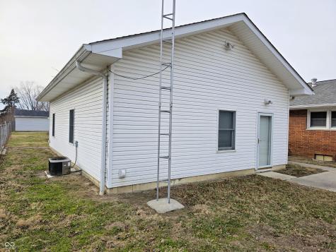211 Cindy Lane Crothersville IN 47229