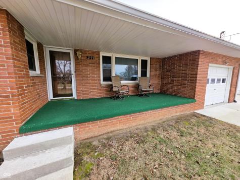 211 Cindy Lane Crothersville IN 47229