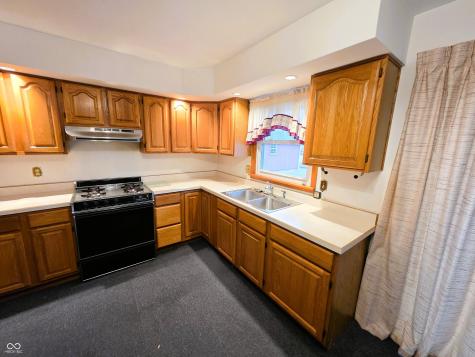 211 Cindy Lane Crothersville IN 47229
