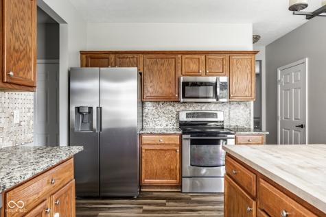 12531 Crystal Pointe Drive Indianapolis IN 46236