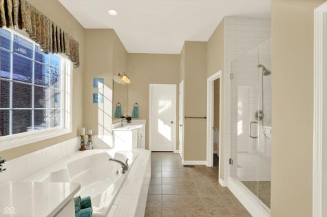 14844 Bixby Drive Westfield IN 46074
