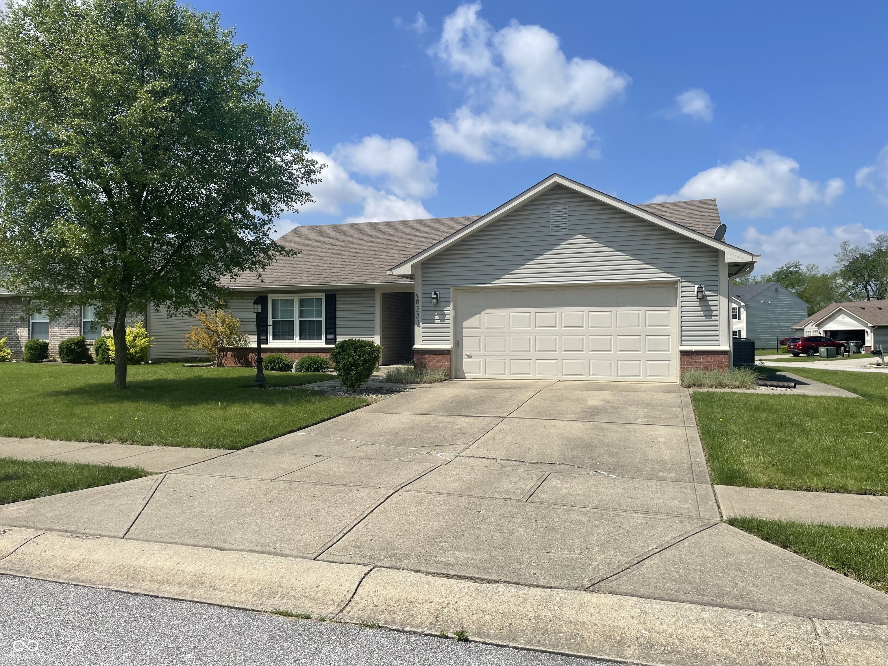 8234 Crosser Drive Indianapolis IN 46237