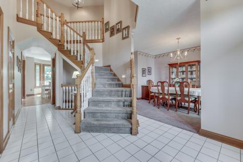 1815 Rooses Lane Indianapolis IN 46217