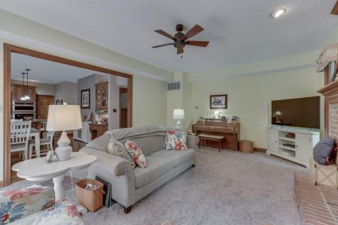 1815 Rooses Lane Indianapolis IN 46217
