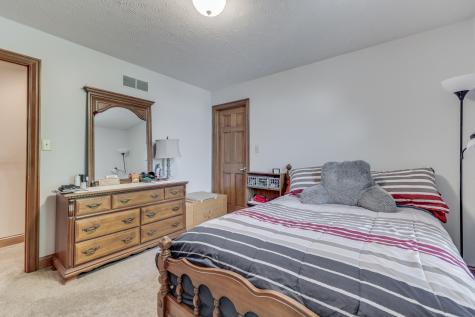 1815 Rooses Lane Indianapolis IN 46217