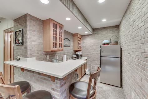 1815 Rooses Lane Indianapolis IN 46217