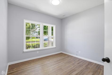 8324 Fieldfare Way Indianapolis IN 46237