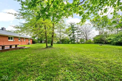 10711 E County Road 600 N Indianapolis IN 46234