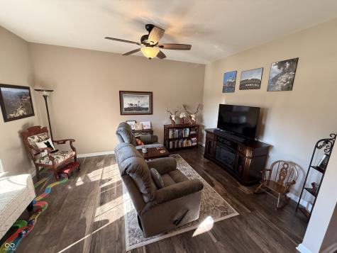 299 Entrance Hall View Greenwood IN 46142