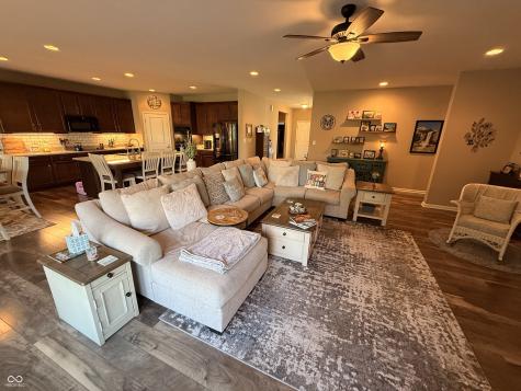 299 Entrance Hall View Greenwood IN 46142