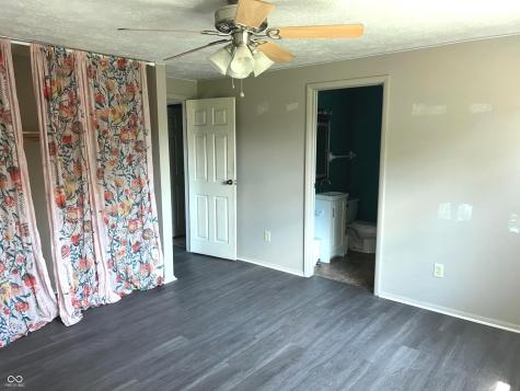 1329 Brownswood Drive Brownsburg IN 46112