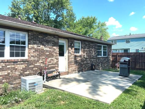 1329 Brownswood Drive Brownsburg IN 46112