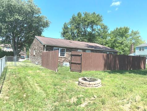 1329 Brownswood Drive Brownsburg IN 46112