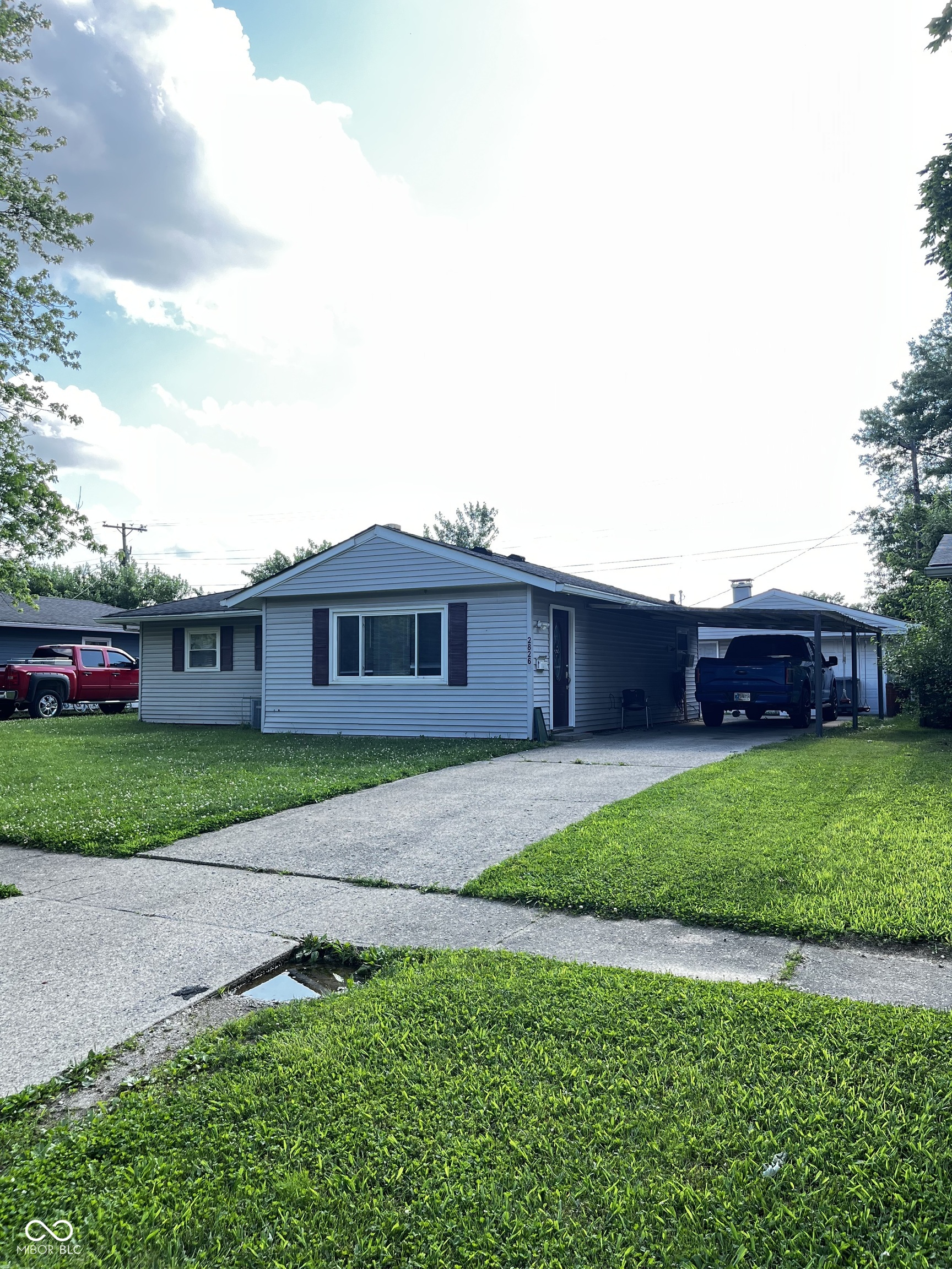 2826 Falcon Drive Indianapolis IN 46222