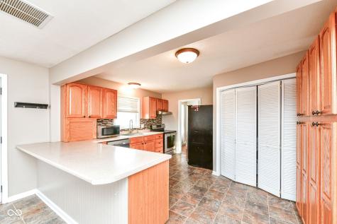 529 Maple Lane Brownsburg IN 46112