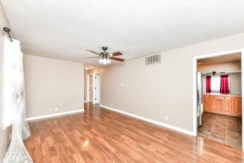 529 Maple Lane Brownsburg IN 46112