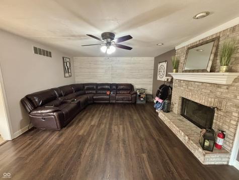 341 Allison Court Greenwood IN 46142