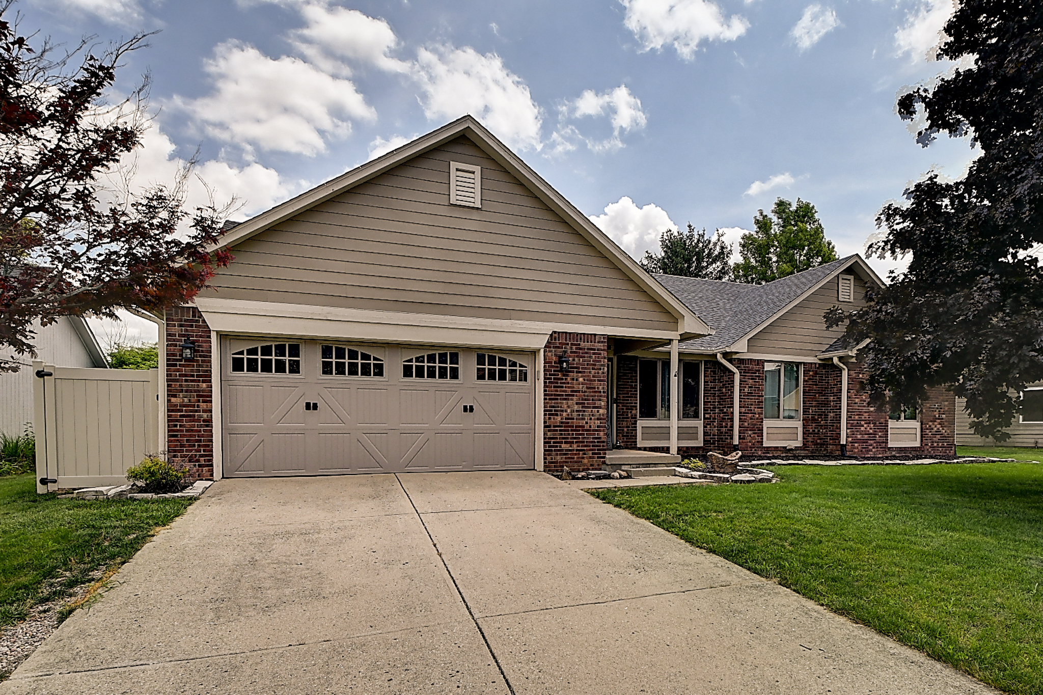 7643 Old Oakland Boulevard West Drive Indianapolis IN 46236