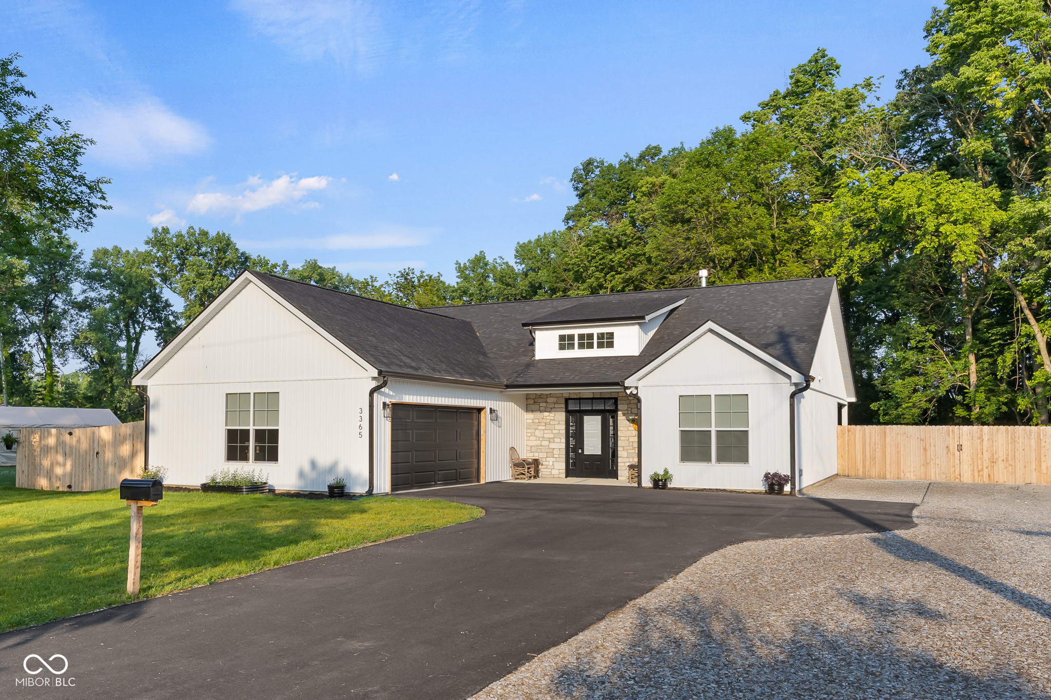 3365 Riverside Drive Columbus IN 47203