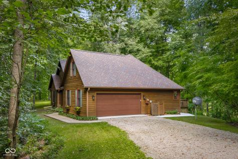 13555 Bellsville Pike Columbus IN 47201