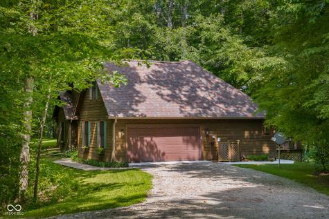 13555 Bellsville Pike Columbus IN 47201