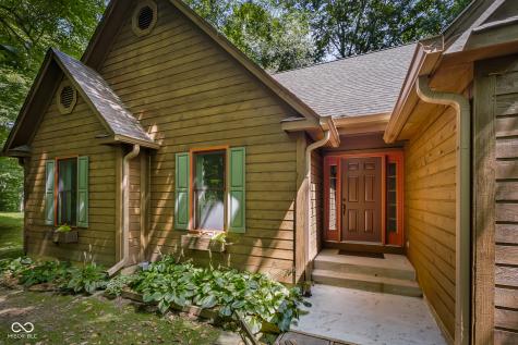 13555 Bellsville Pike Columbus IN 47201