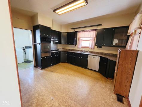 101 E Beech Street Ambia IN 47917